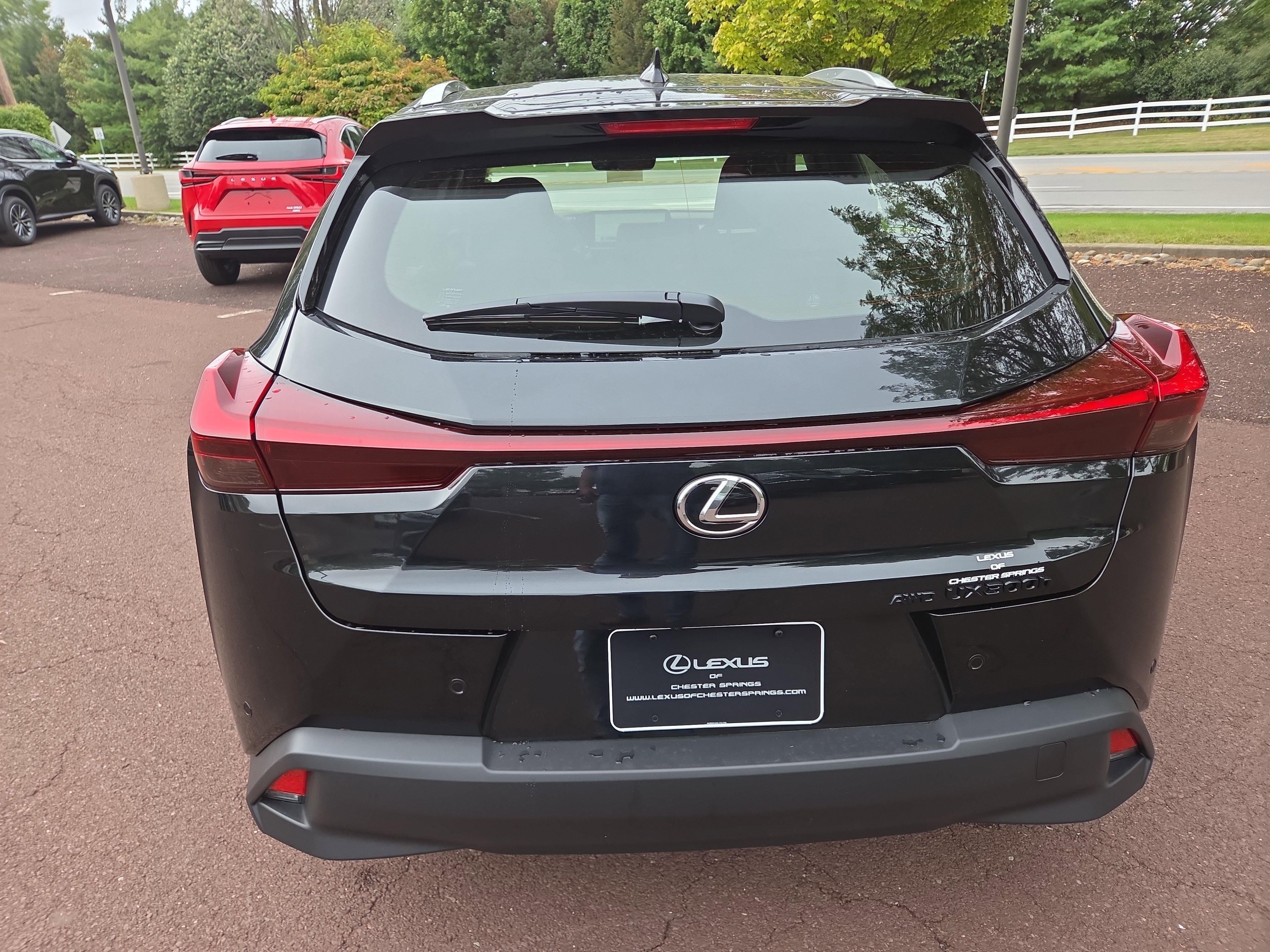 New 2025 Lexus UX 300h AWD image 3