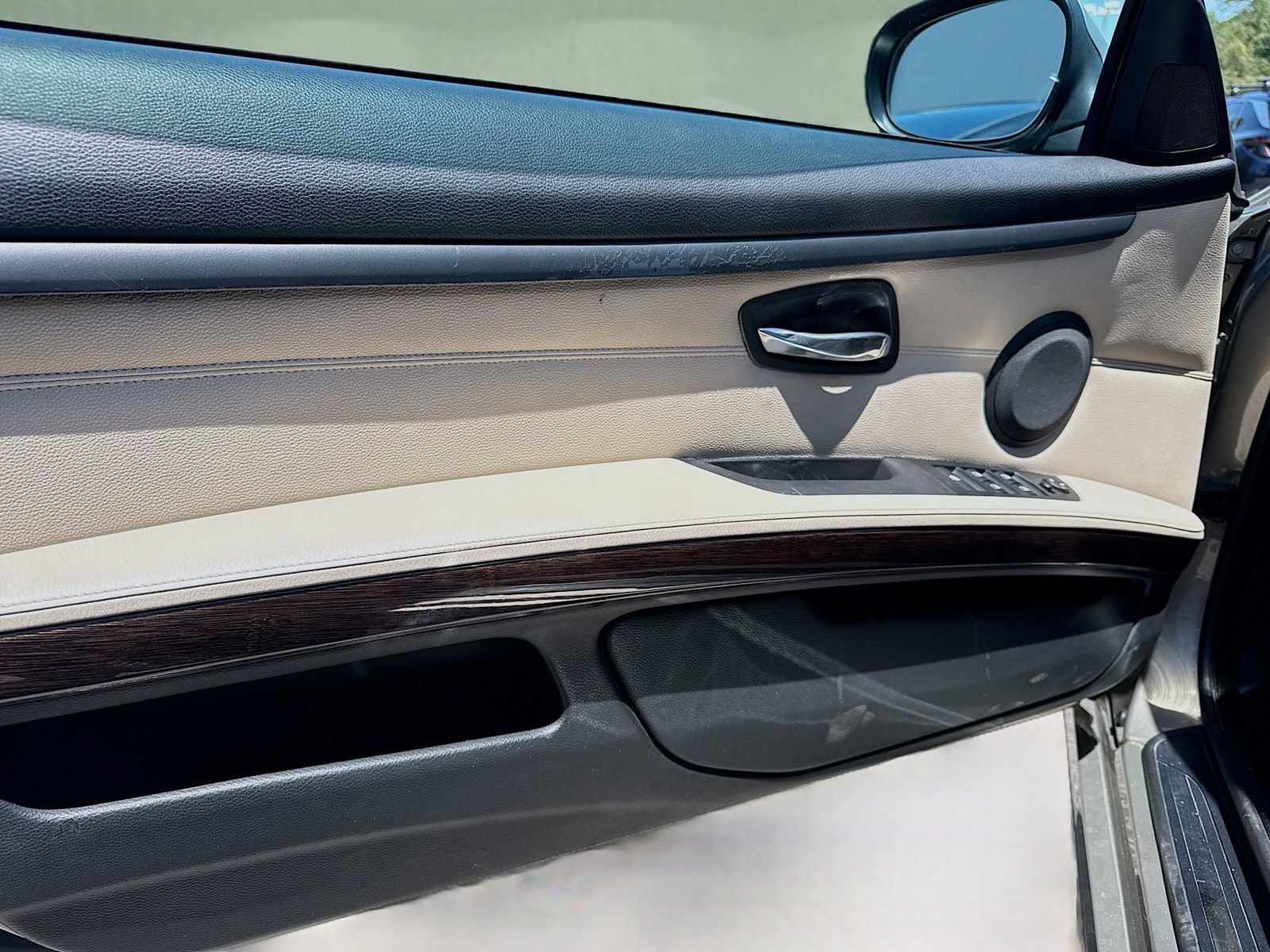 Used 2011 BMW 328i Convertible RWD image 21