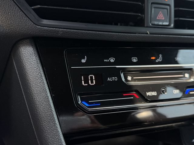 Used 2025 Volkswagen Jetta Sport FWD image 20