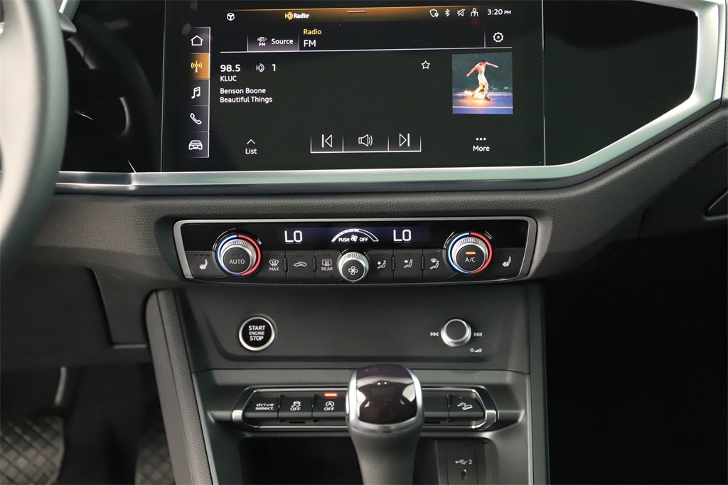 Certified 2025 Audi Q3 2.0T Premium w/ Convenience Package image 20