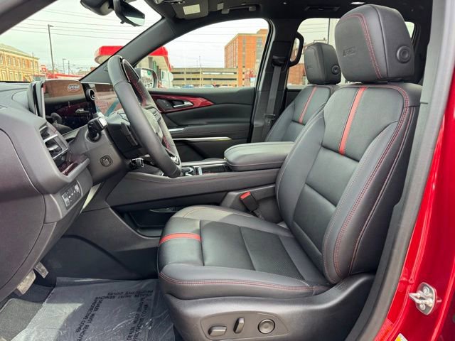 Used 2024 Chevrolet Traverse RS w/ LPO, Floor Liner Package image 11