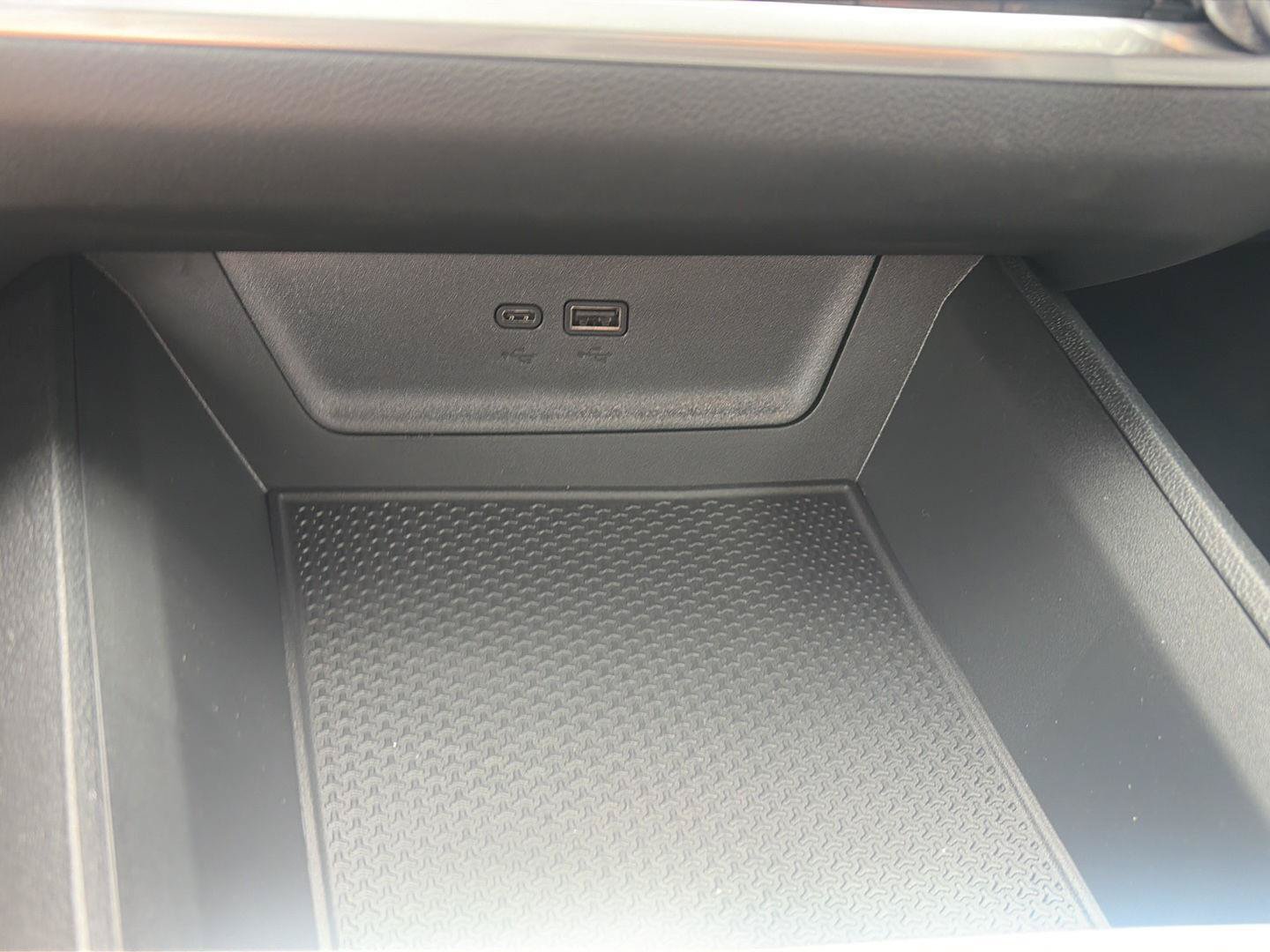 New 2027 Chevrolet Equinox LT w/ Convenience Package II AWD/4WD image 19