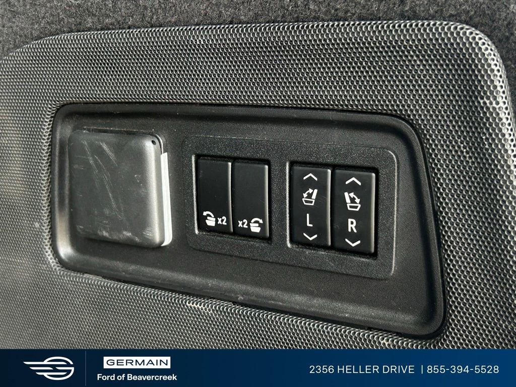 Used 2021 Cadillac Escalade ESV Sport Platinum w/ LPO, ONYX Package AWD/4WD image 34