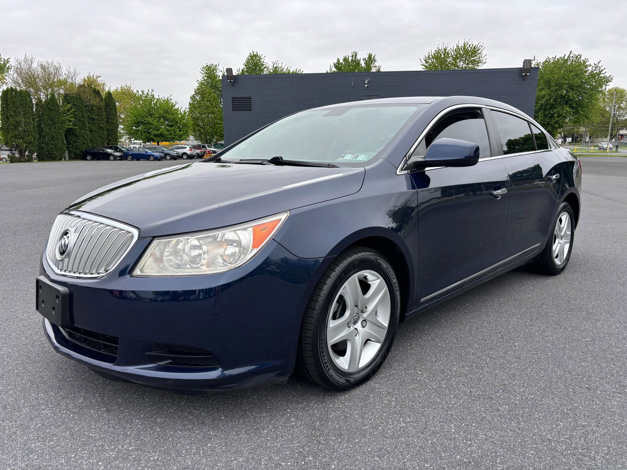 Used 2010 Buick LaCrosse CX FWD image 9