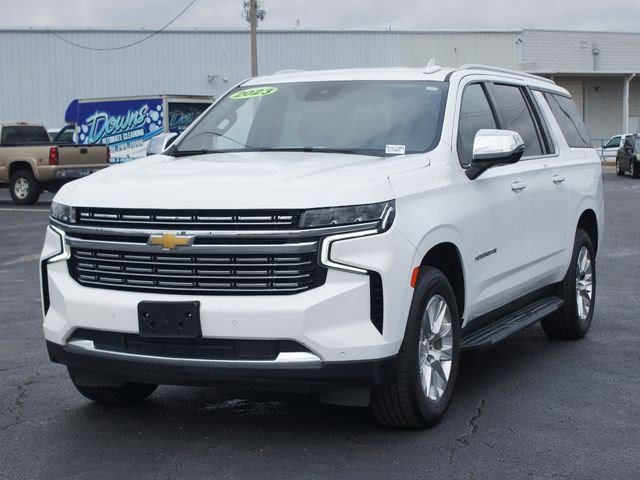 Used 2023 Chevrolet Suburban Premier image 2
