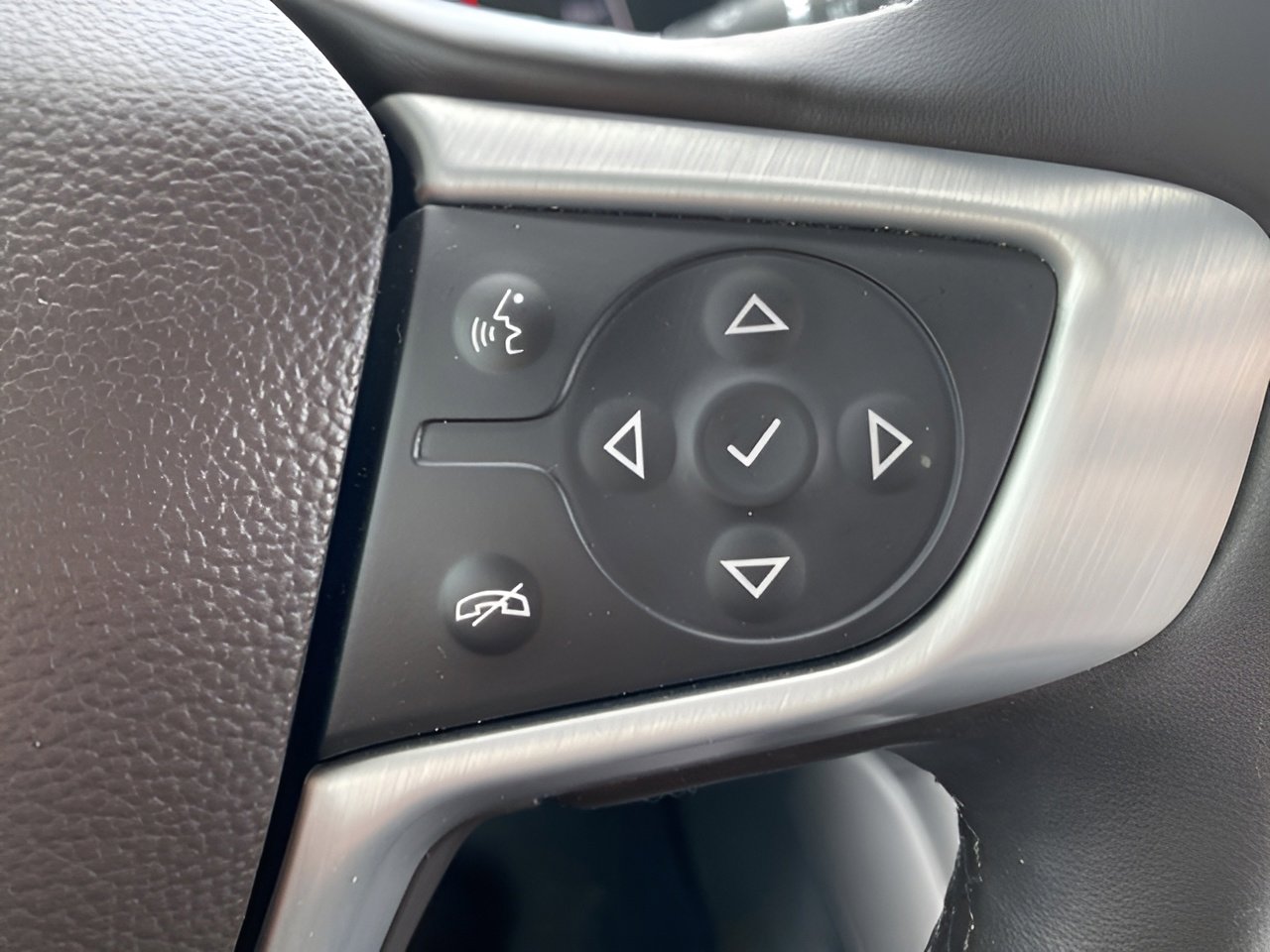 Used 2023 GMC Acadia SLT w/ Preferred Package image 19