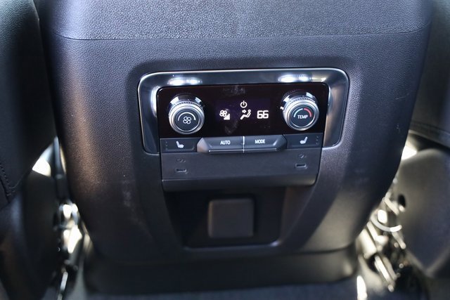 New 2026 GMC Yukon Elevation image 25
