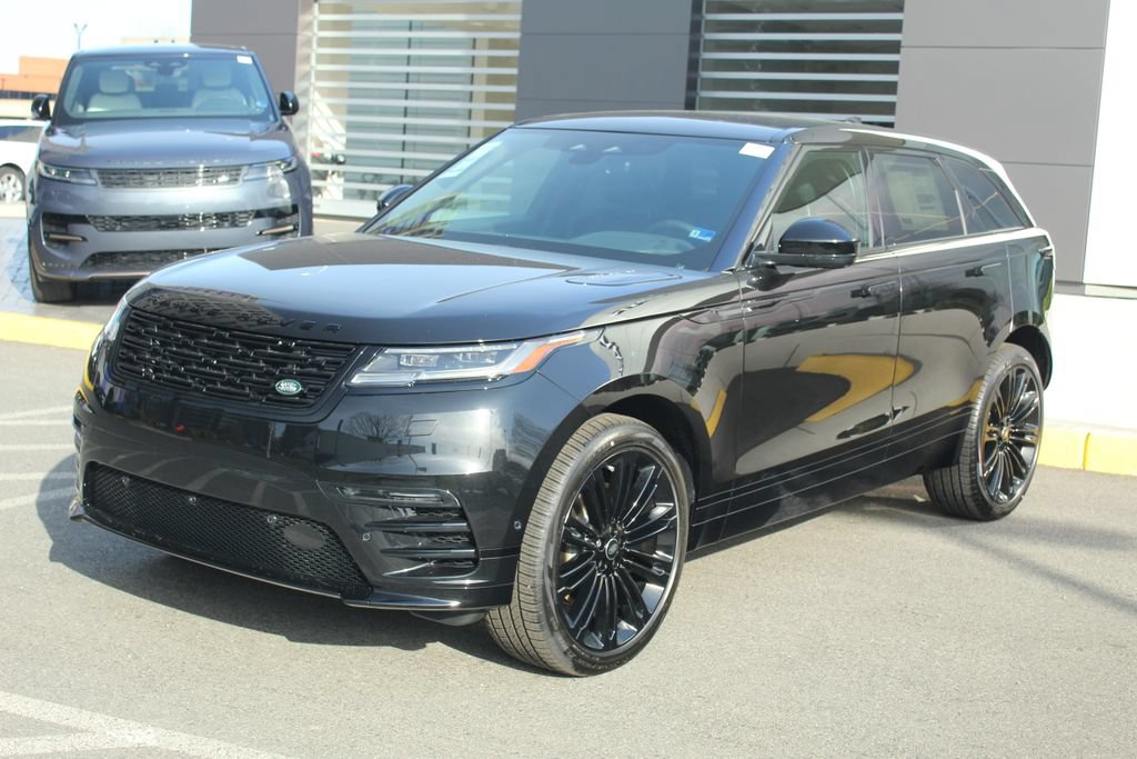 New 2026 Land Rover Range Rover Velar Dynamic SE