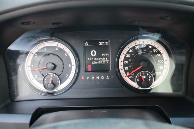 Used 2017 RAM 1500 ST w/ SXT Appearance Group AWD/4WD image 13