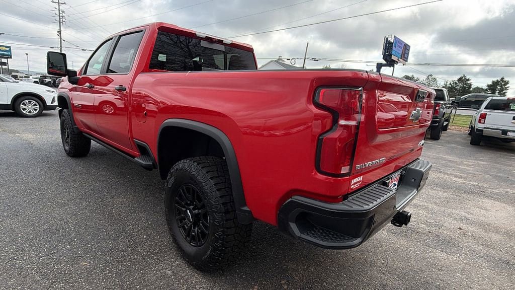 New 2026 Chevrolet Silverado 2500 ZR2 image 7
