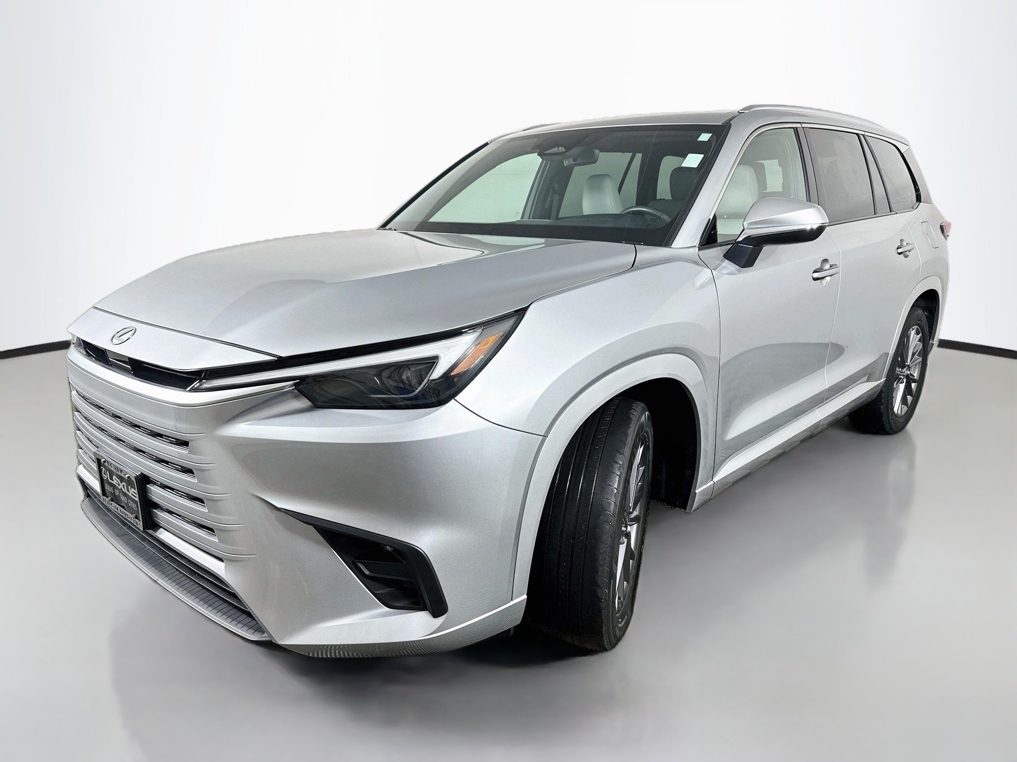 Used 2024 Lexus TX 350 AWD w/ Cold Weather Package image 3