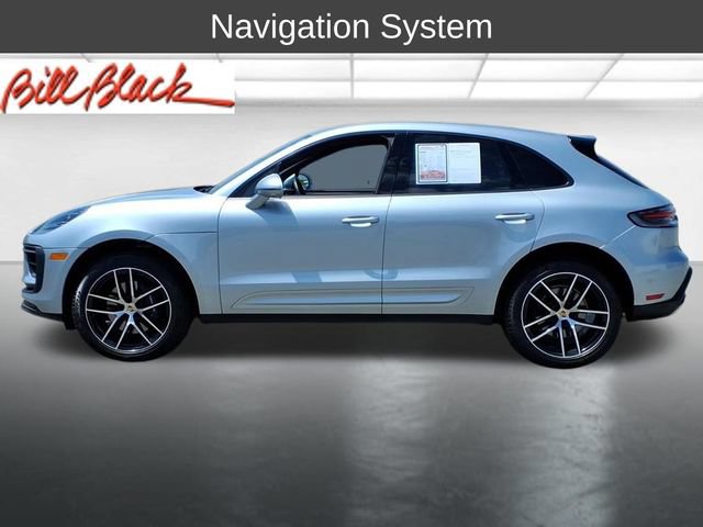 Used 2024 Porsche Macan w/ Premium Plus Package AWD/4WD image 2