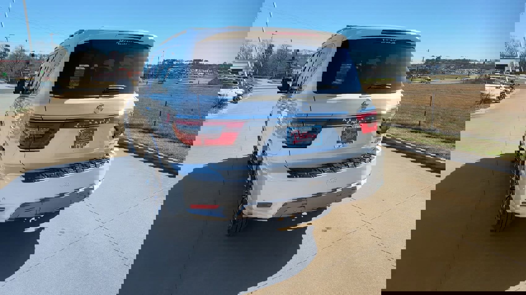 Used 2023 Nissan Armada Platinum w/ Captain's Chairs Package image 6