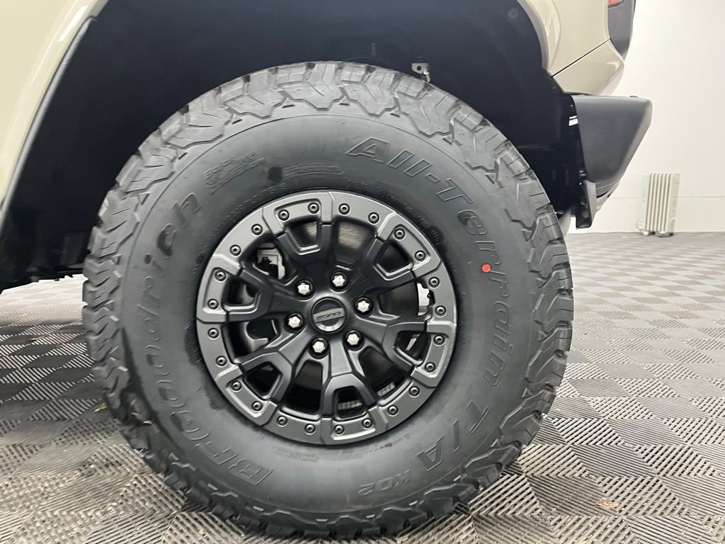 New 2025 Ford Bronco Raptor image 15