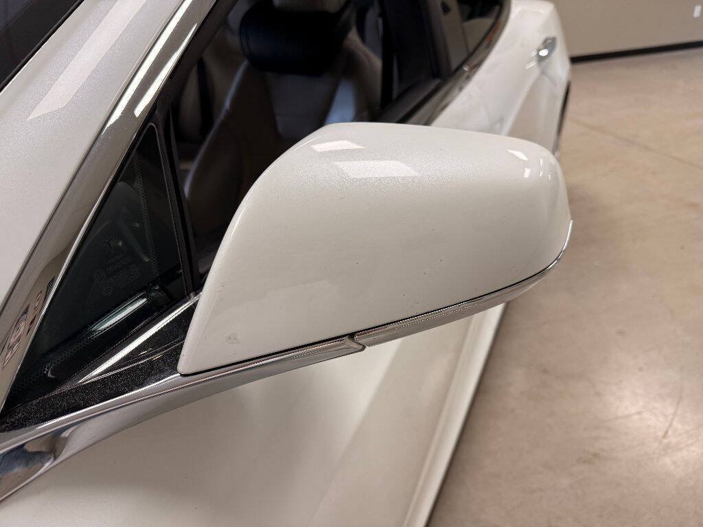 Used 2016 Tesla Model S 85 RWD image 16