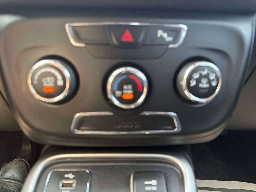 Used 2018 Jeep Compass Sport FWD image 22