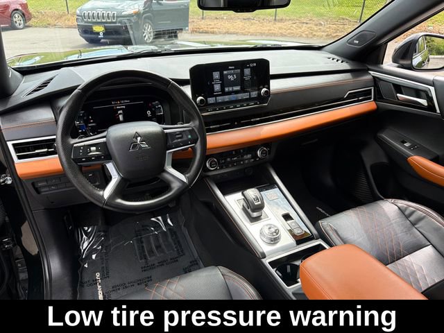 Used 2023 Mitsubishi Outlander SEL 40th Anniversary AWD/4WD image 29
