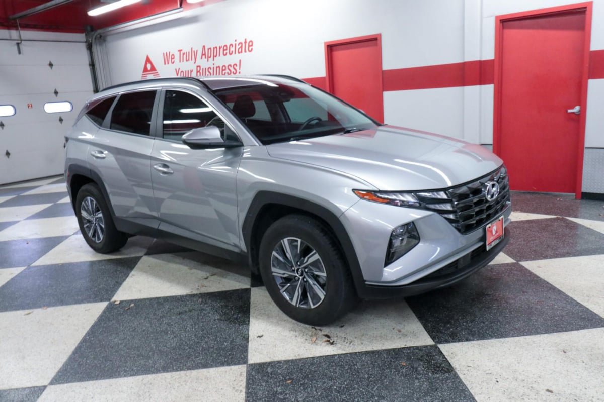 Used 2023 Hyundai Tucson Blue w/ Cargo Package AWD/4WD image 3