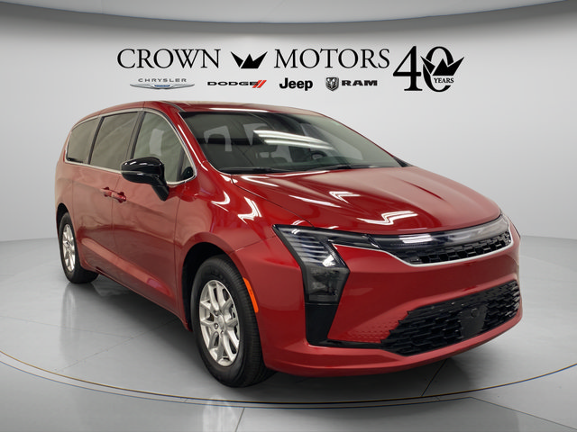 Used 2027 Chrysler Pacifica Select FWD image 9