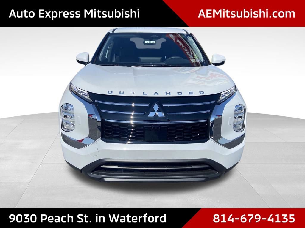 New 2026 Mitsubishi Outlander ES AWD/4WD image 2