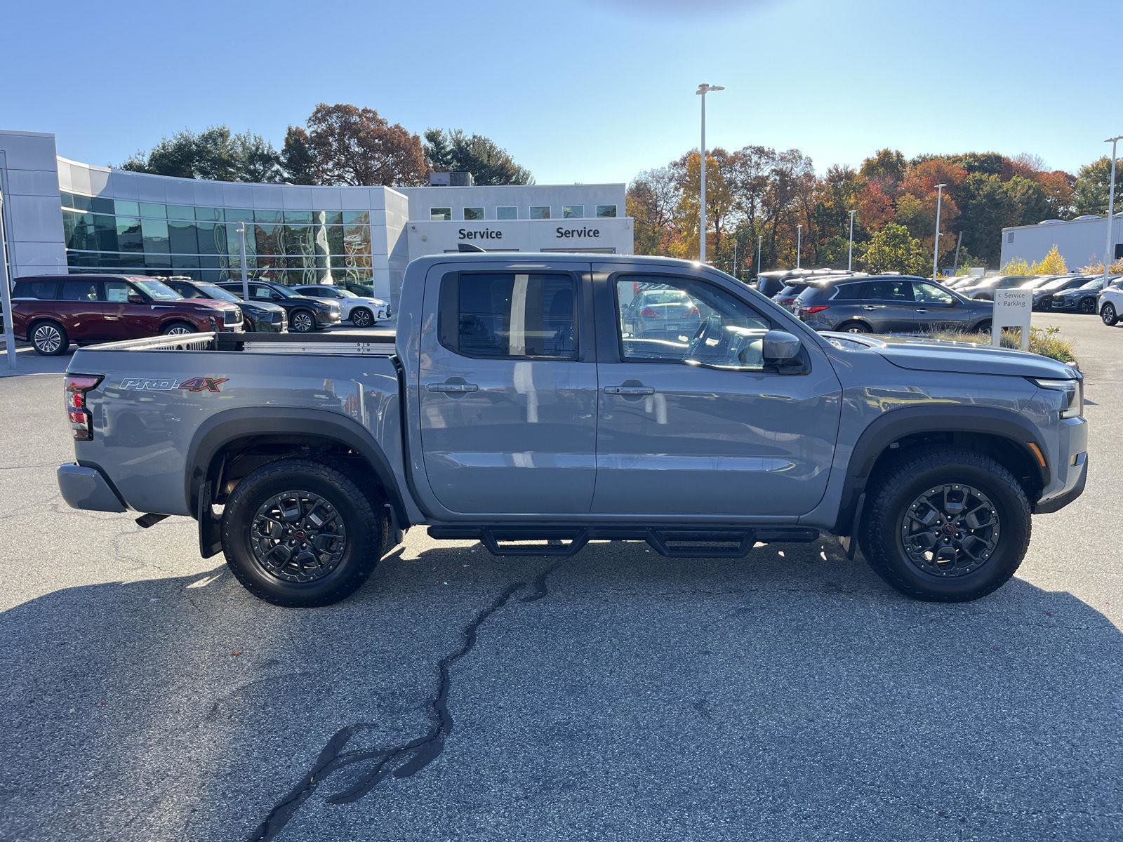Used 2024 Nissan Frontier PRO-4X w/ Pro Premium Package image 2