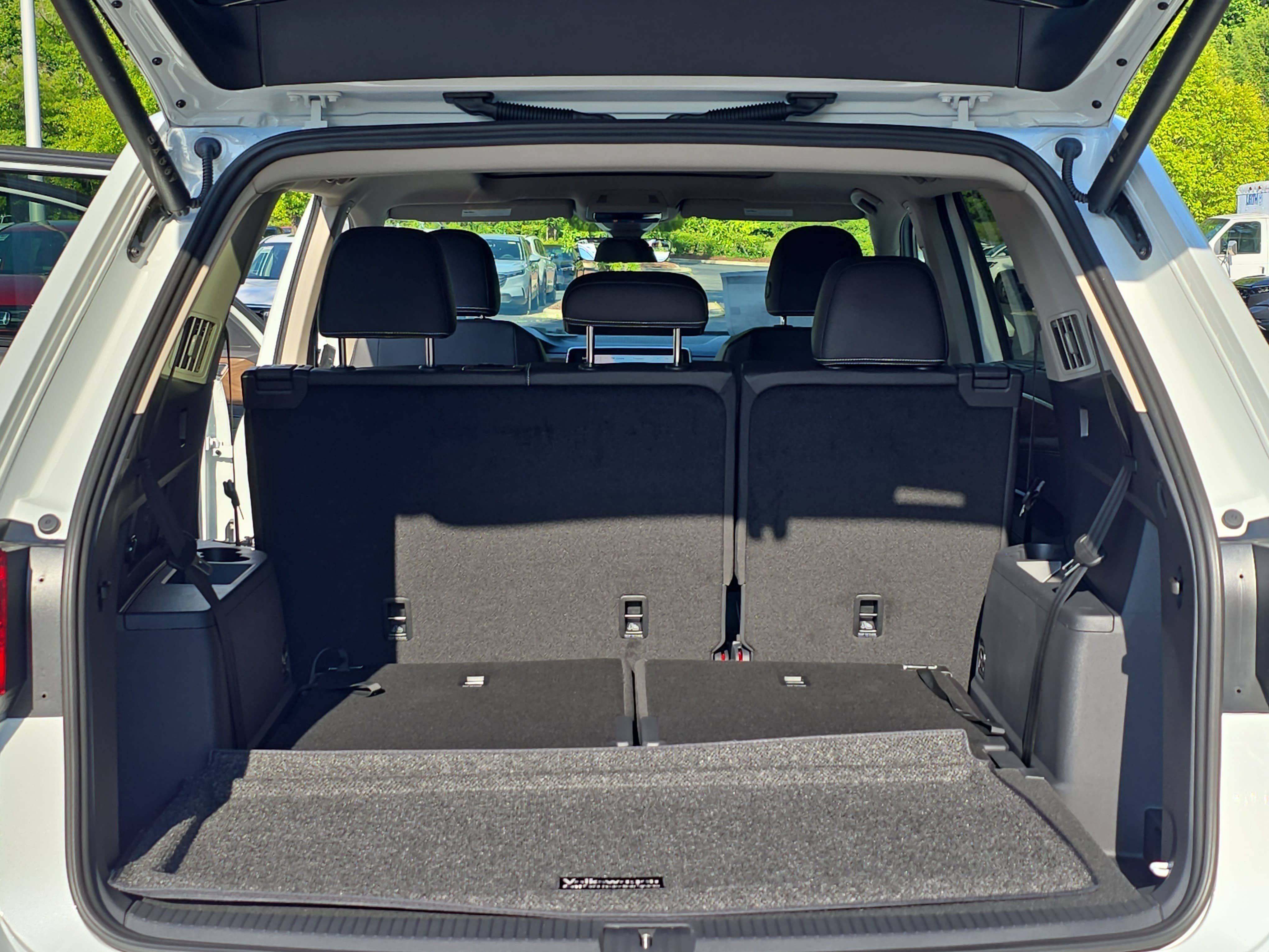 New 2026 Volkswagen Atlas SE FWD image 13