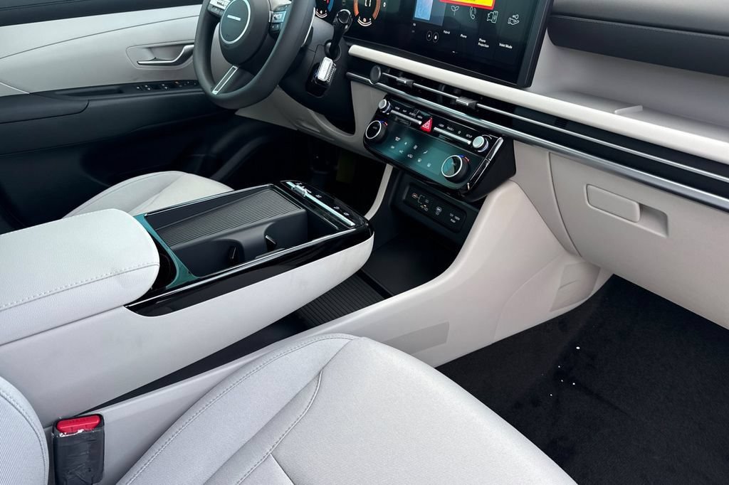 New 2026 Hyundai Tucson Blue SE AWD/4WD image 18