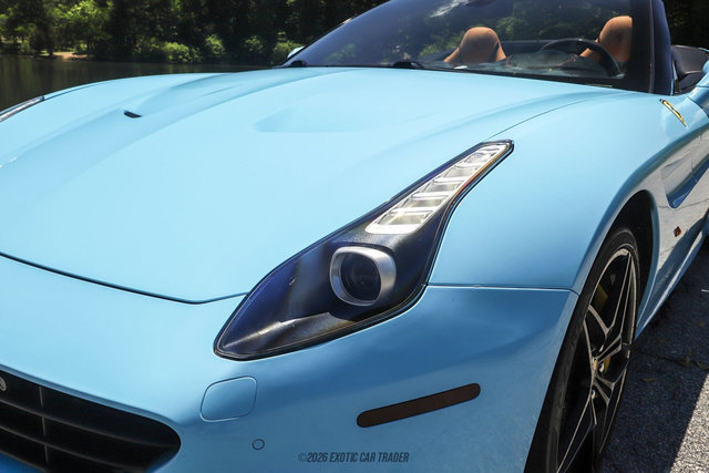Used 2015 Ferrari California T RWD image 75