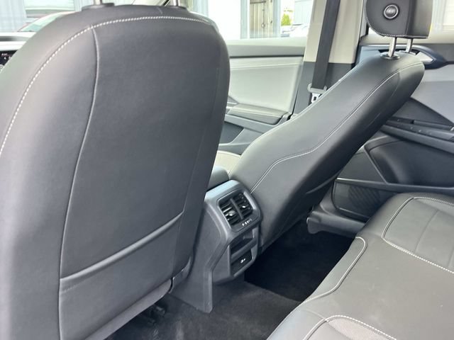 Used 2024 Volkswagen Taos SE AWD/4WD image 24