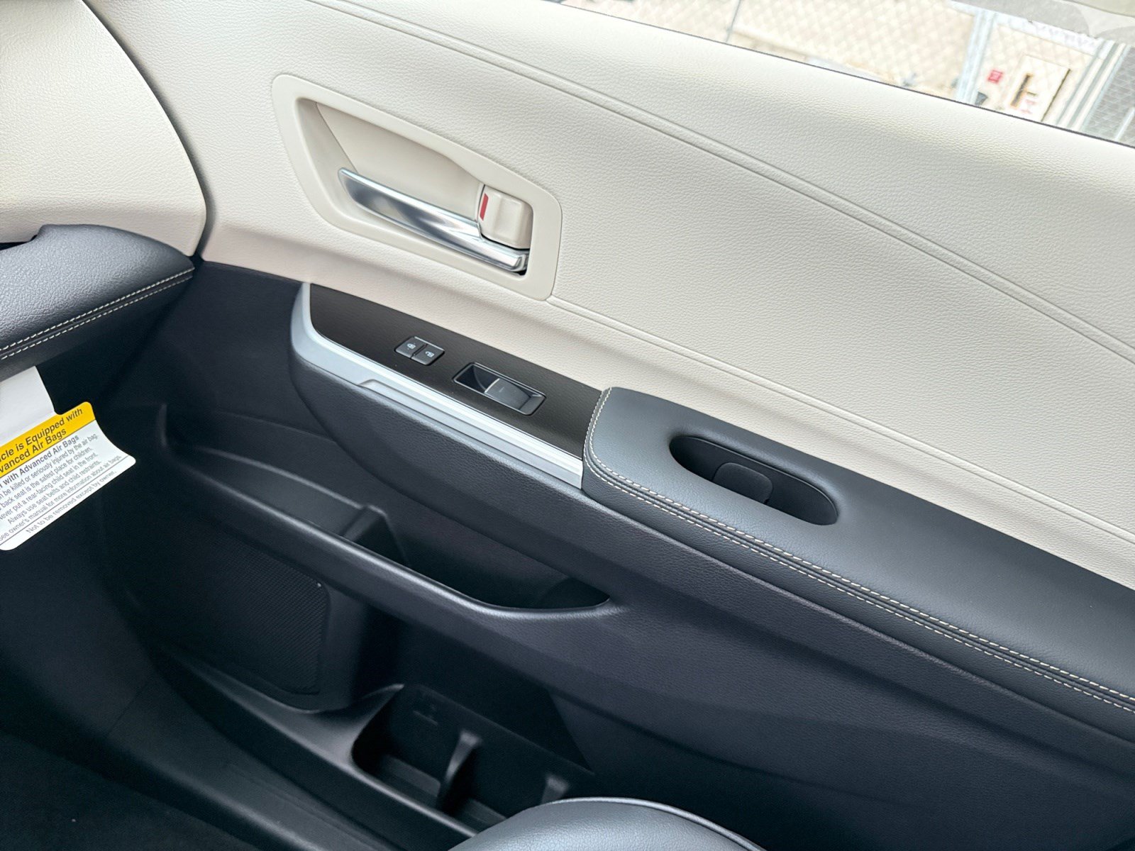 New 2026 Toyota Sienna Platinum AWD/4WD image 16