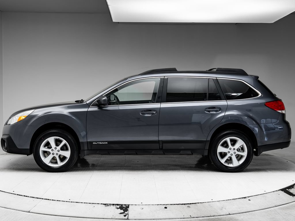 Used 2014 Subaru Outback 2.5i Premium AWD/4WD image 2