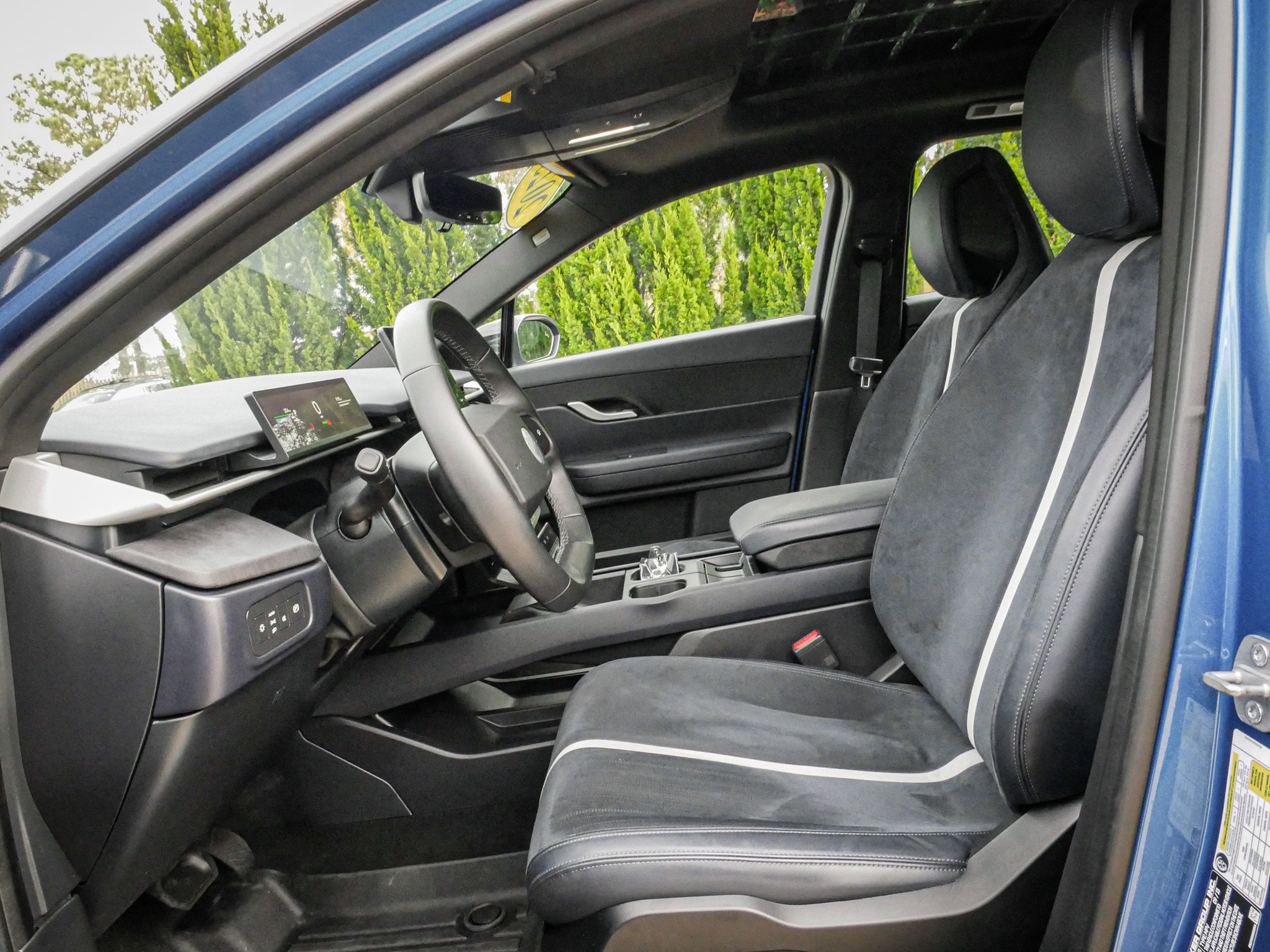 Used 2023 Fisker Ocean One image 16