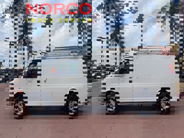 Used 2014 Chevrolet Express 2500 image 5