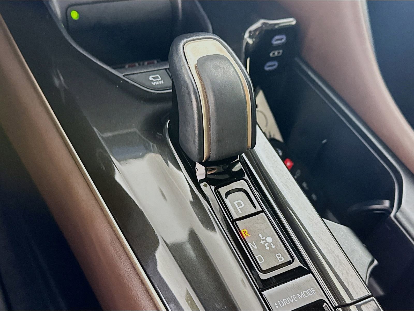 Certified 2024 Toyota Crown Limited w/ Advanced Technology Package AWD/4WD image 13