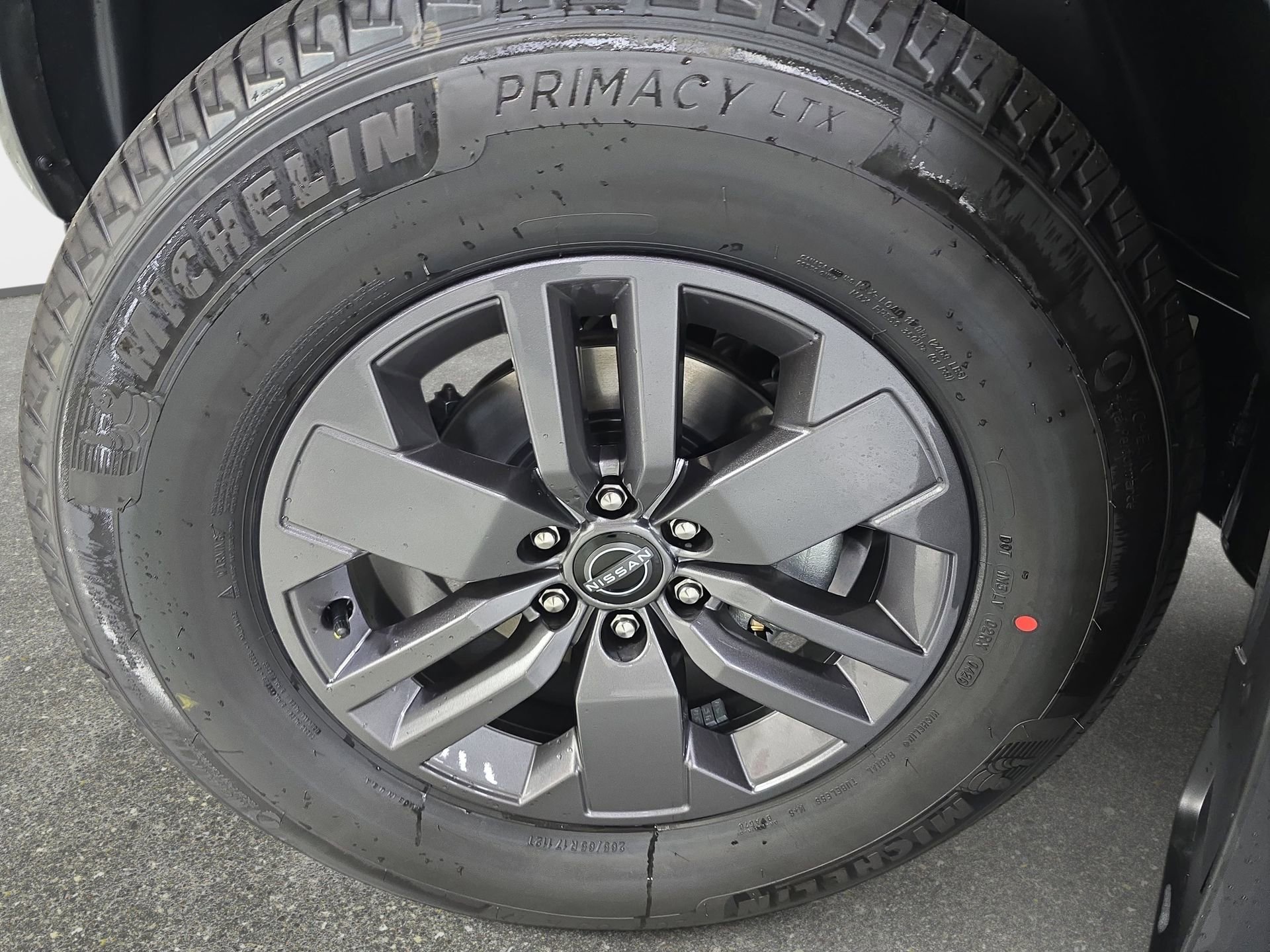 New 2026 Nissan Frontier SV w/ Tow Package AWD/4WD image 32