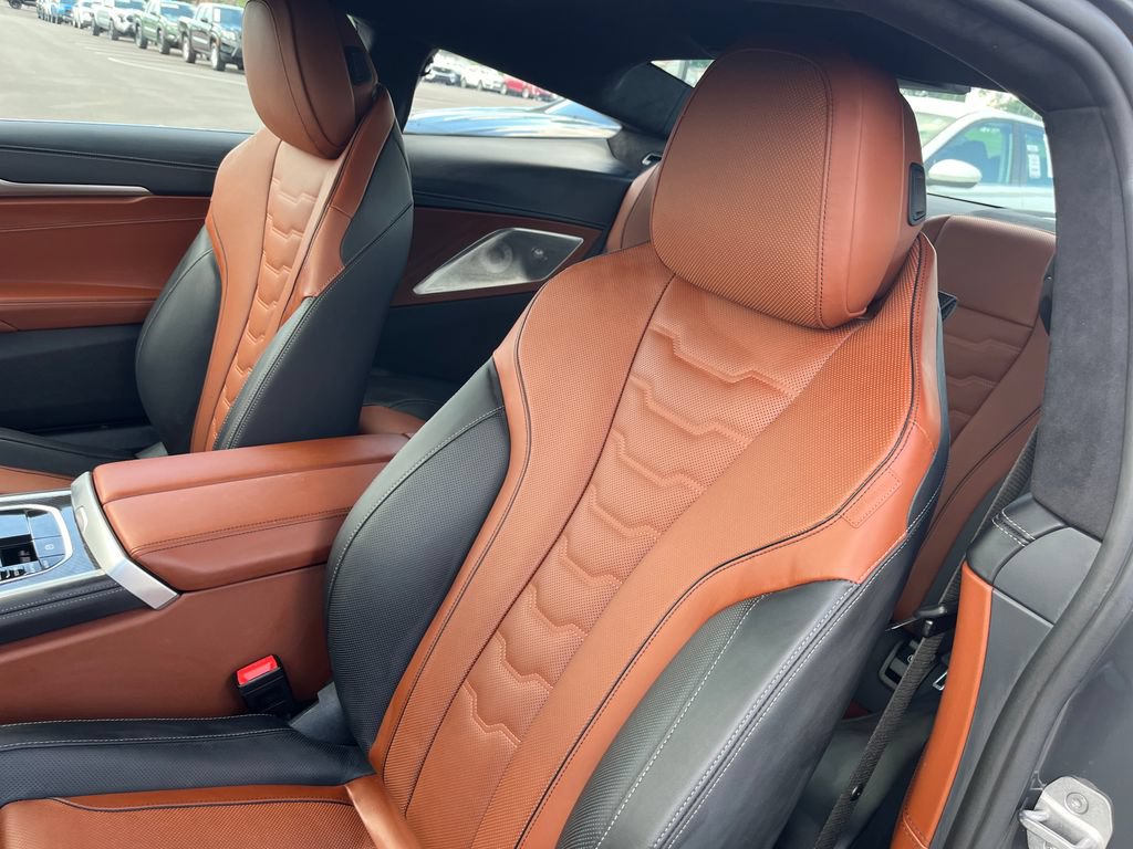 Used 2026 BMW M850i xDrive Coupe AWD/4WD image 12