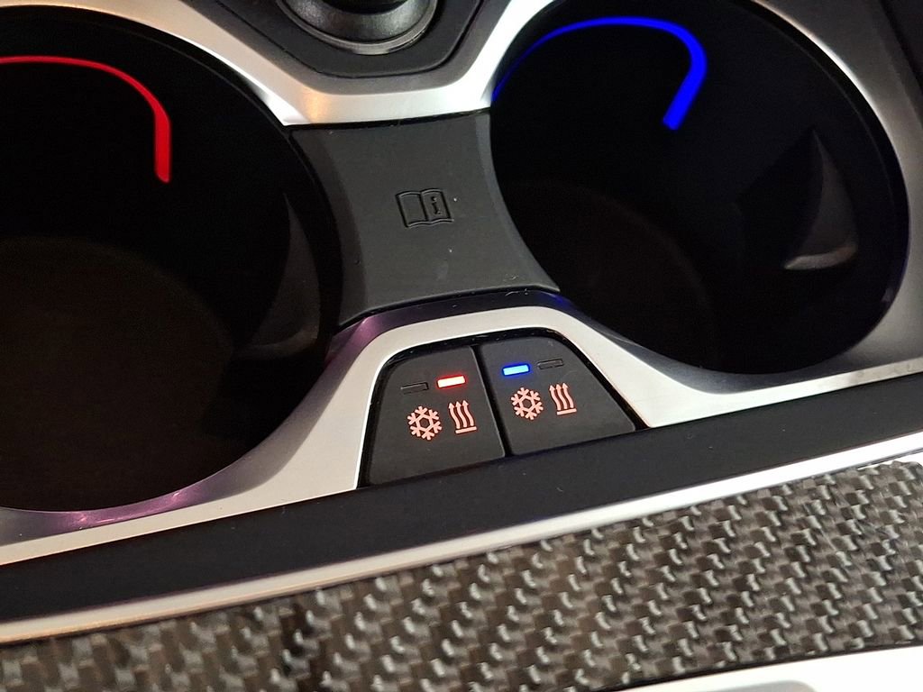 Used 2025 BMW X7 M60i image 23