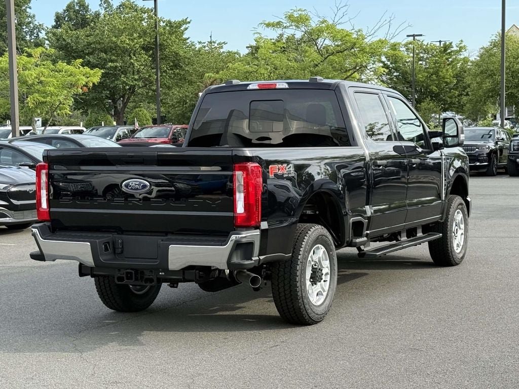 New 2026 Ford F250 XLT w/ FX4 Off-Road Package AWD/4WD image 2
