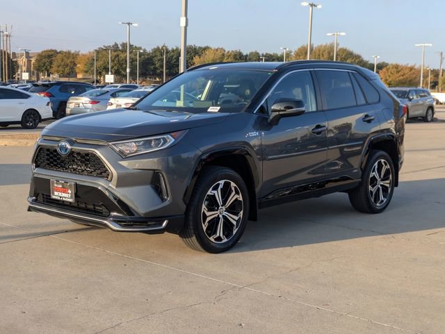 Used 2021 Toyota RAV4 XSE w/ Weather Package image 10