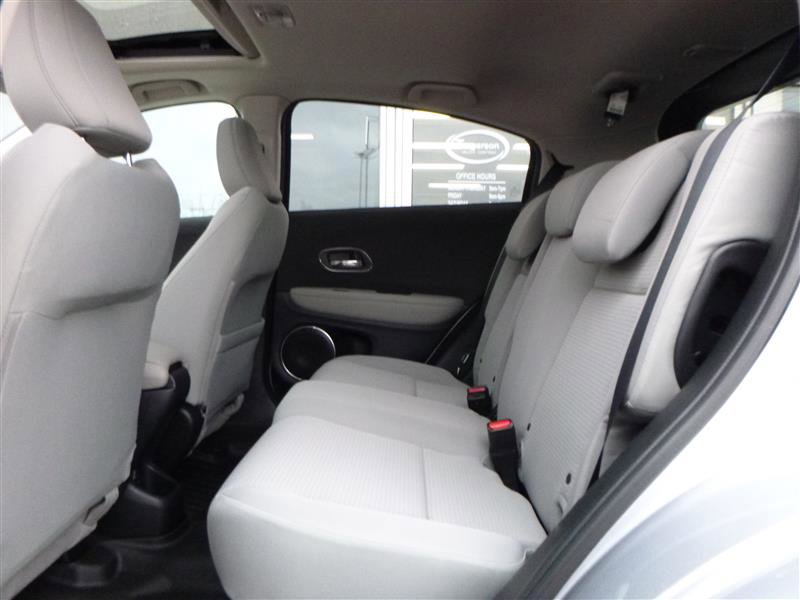 Used 2021 Honda HR-V EX image 6