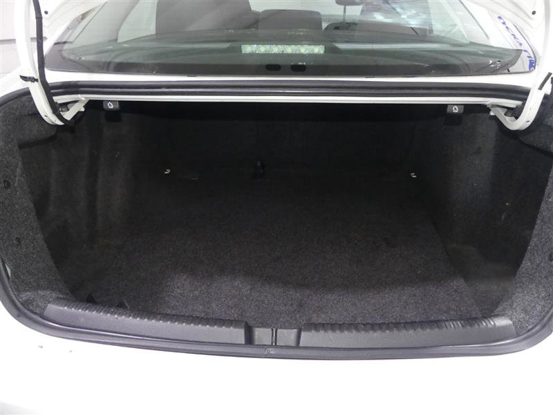 Used 2017 Volkswagen Jetta S image 9