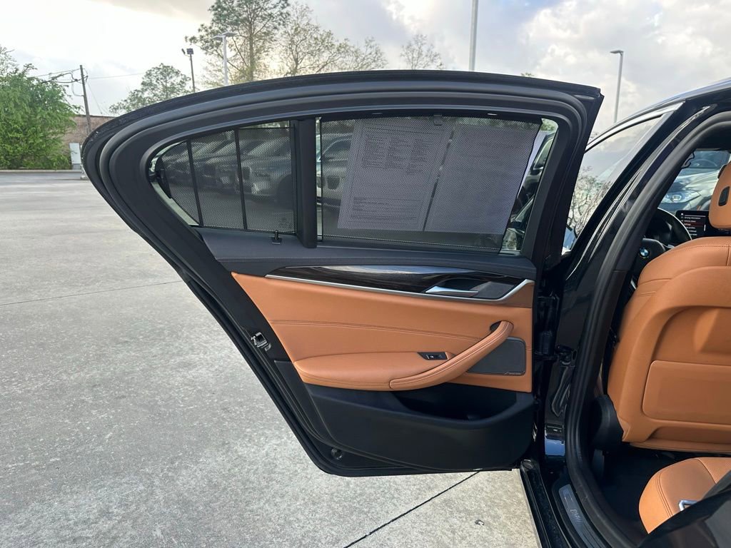 Used 2022 BMW 530i w/ Executive Package image 23