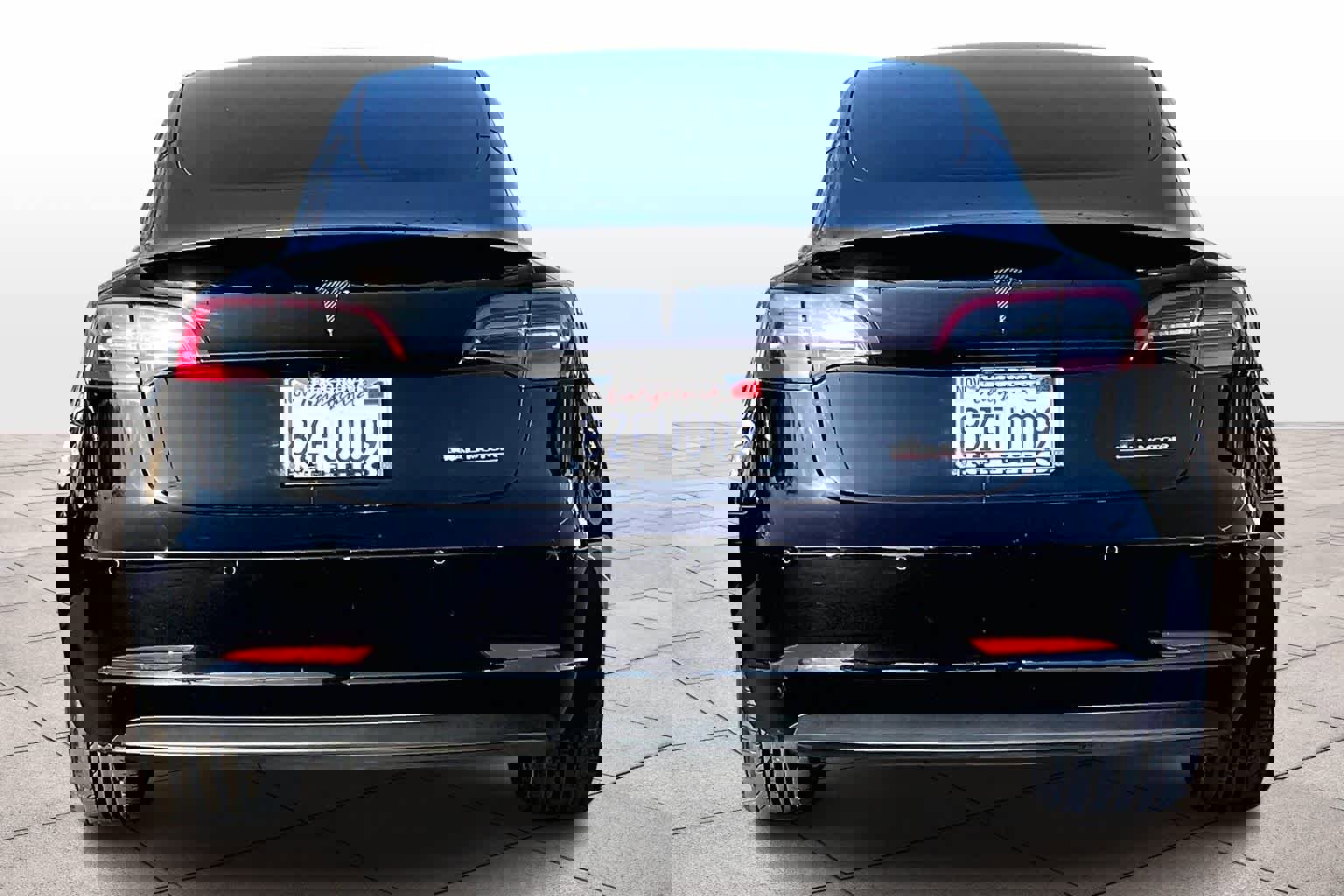 Used 2022 Tesla Model 3 Performance image 7