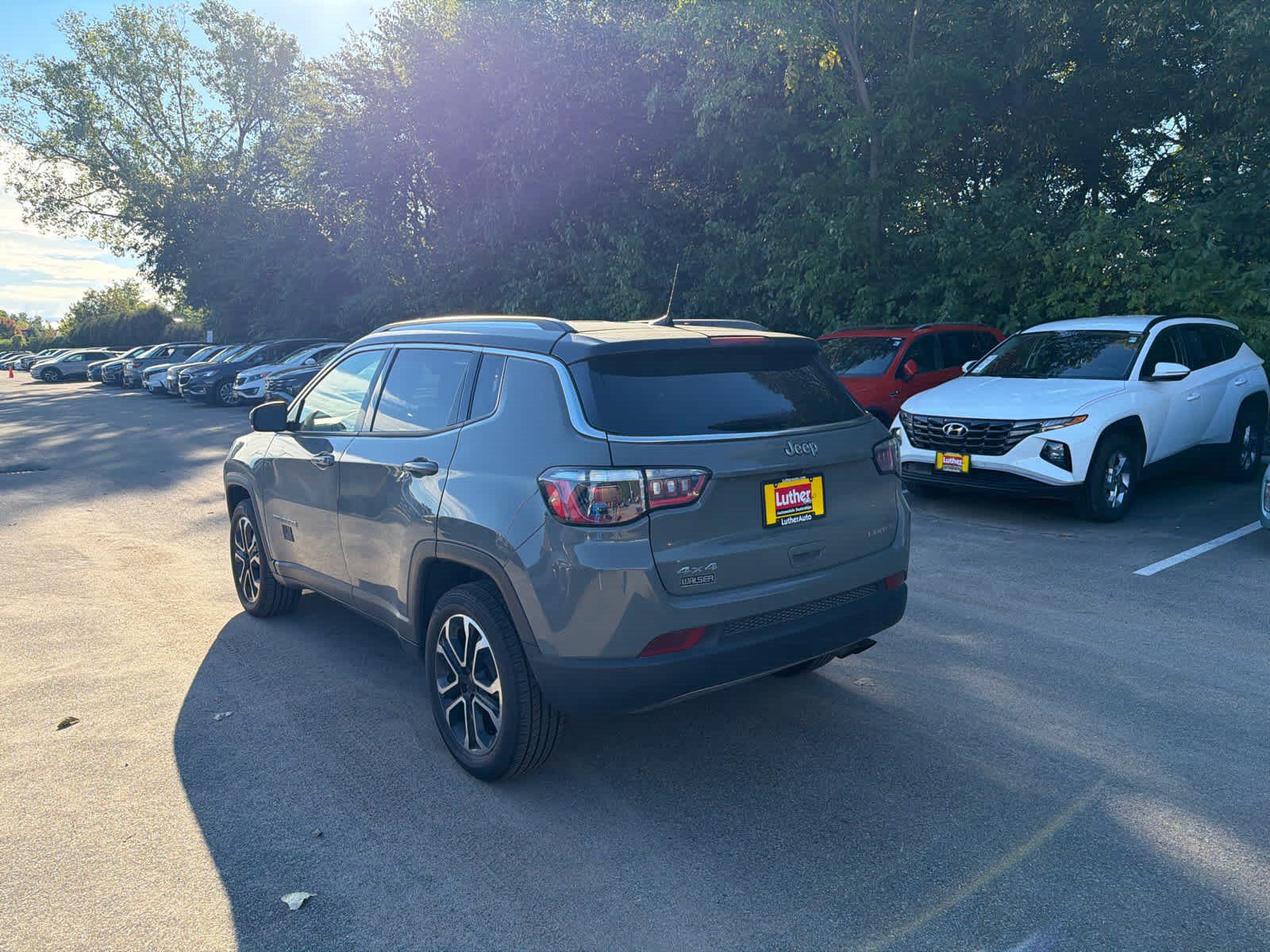 Used 2022 Jeep Compass Limited AWD/4WD image 3
