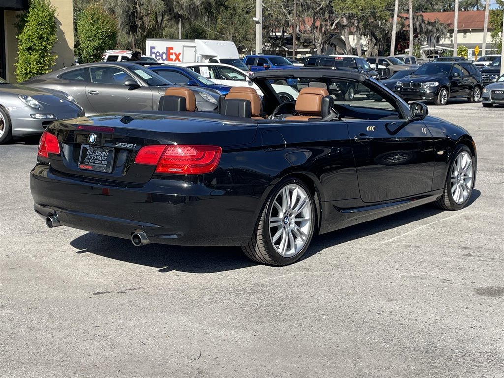 Used 2013 BMW 335i Convertible image 12