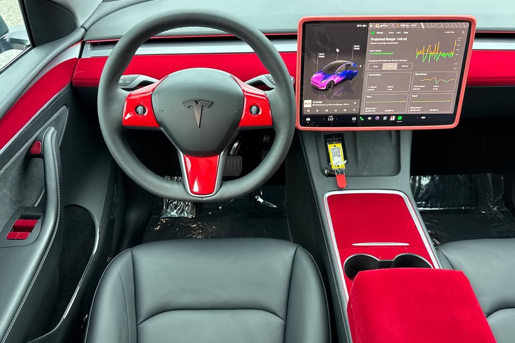 Used 2025 Tesla Model Y Long Range RWD image 13