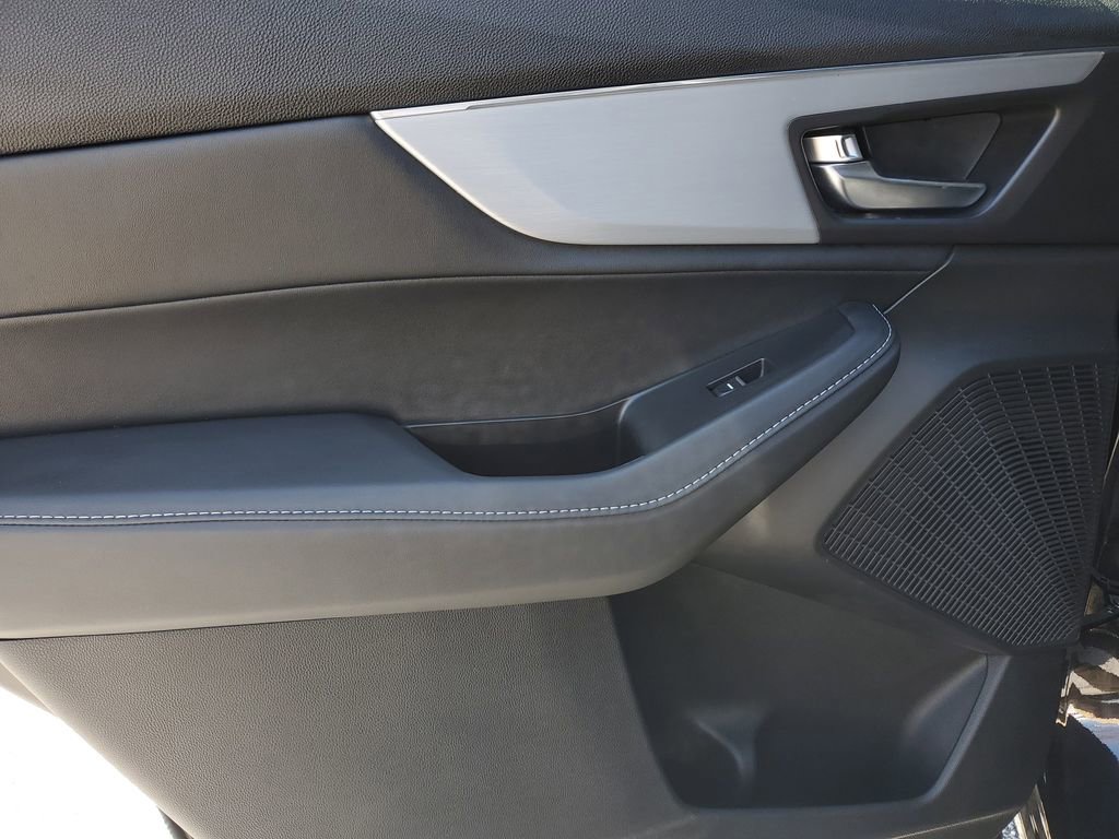 Certified 2023 Acura MDX SH-AWD w/ Technology Package image 17