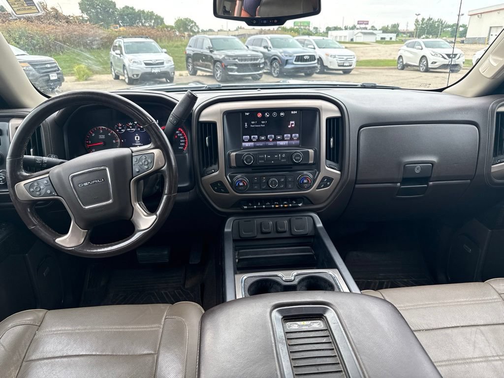 Used 2016 GMC Sierra 1500 Denali w/ Enhanced Driver Alert Package AWD/4WD image 11