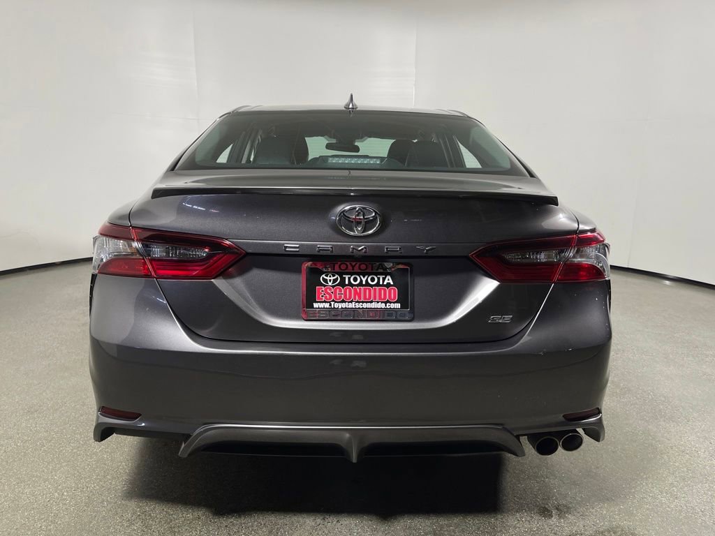 Certified 2022 Toyota Camry SE image 4