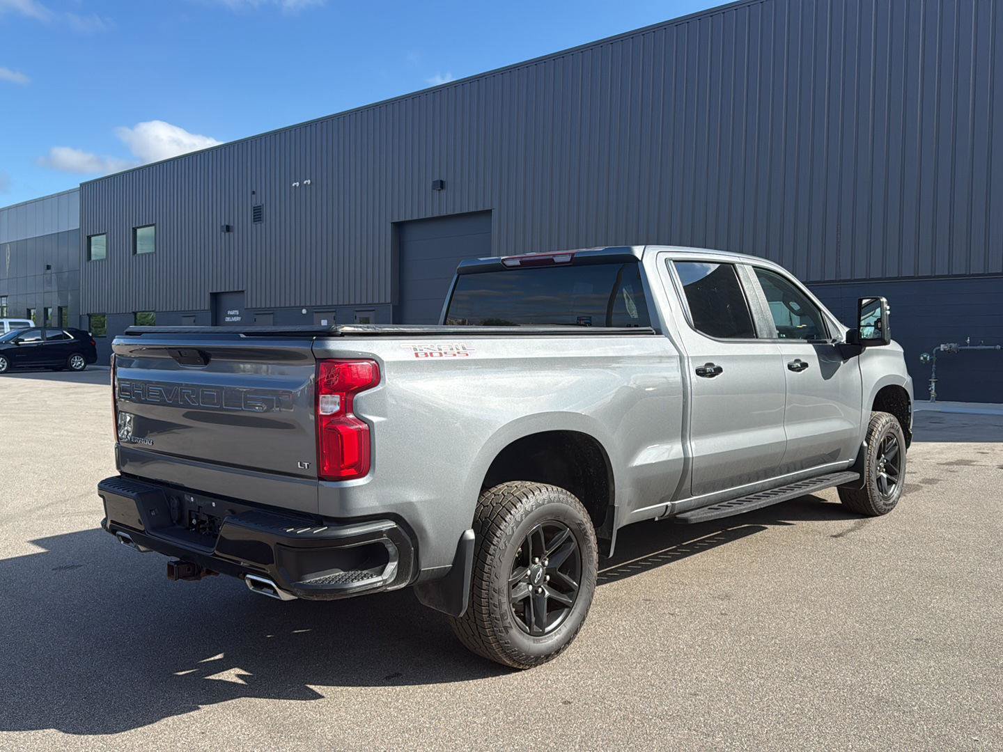Used 2022 Chevrolet Silverado 1500 LT Trail Boss w/ Bed Protection Package AWD/4WD image 3